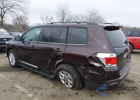 2011 Toyota Highlander Se V6 z USA, uszkodzony, nr VIN 5TDBK3EH8BS044671